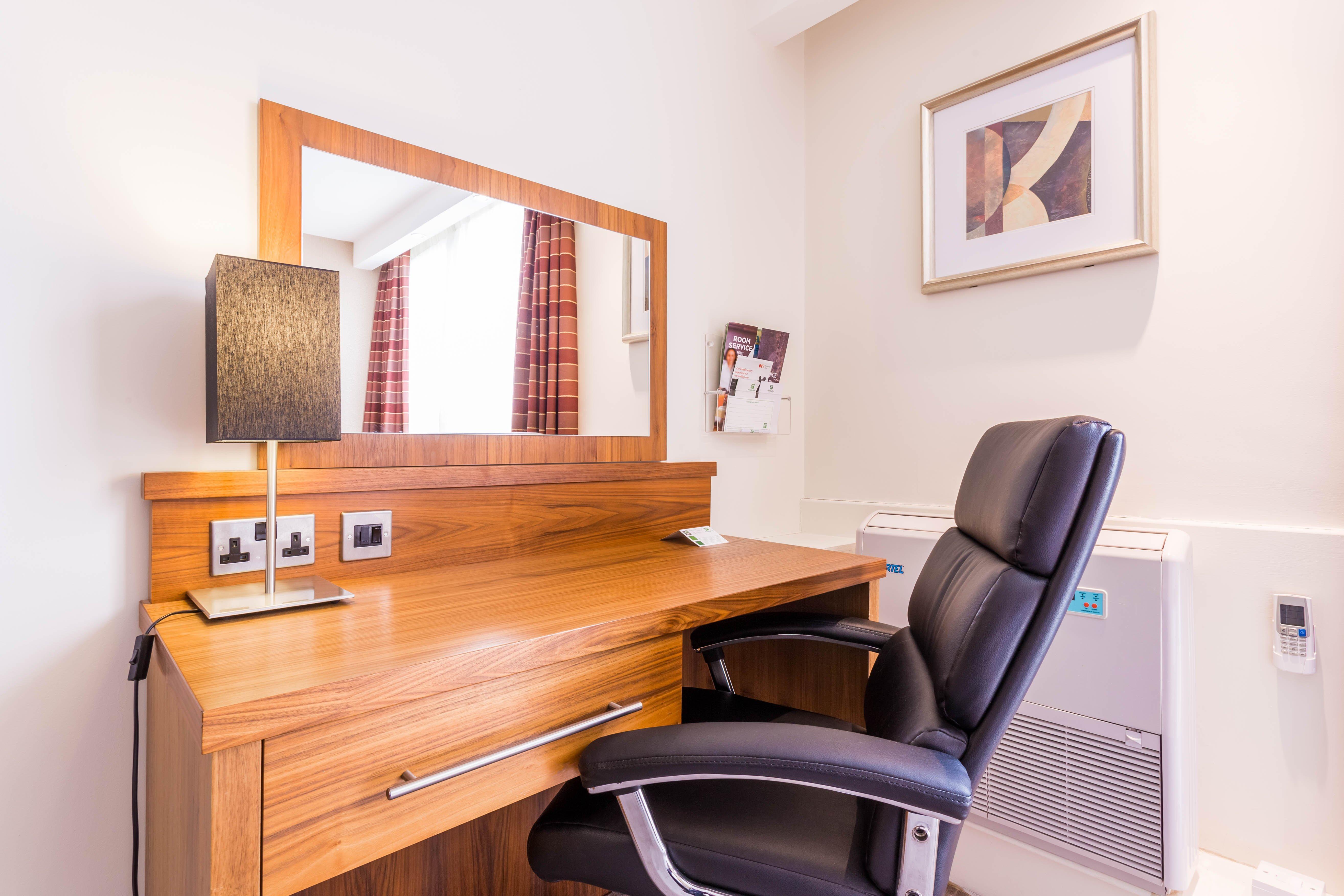 Holiday Inn Newcastle Gosforth Park By Ihg Seaton Burn Екстериор снимка
