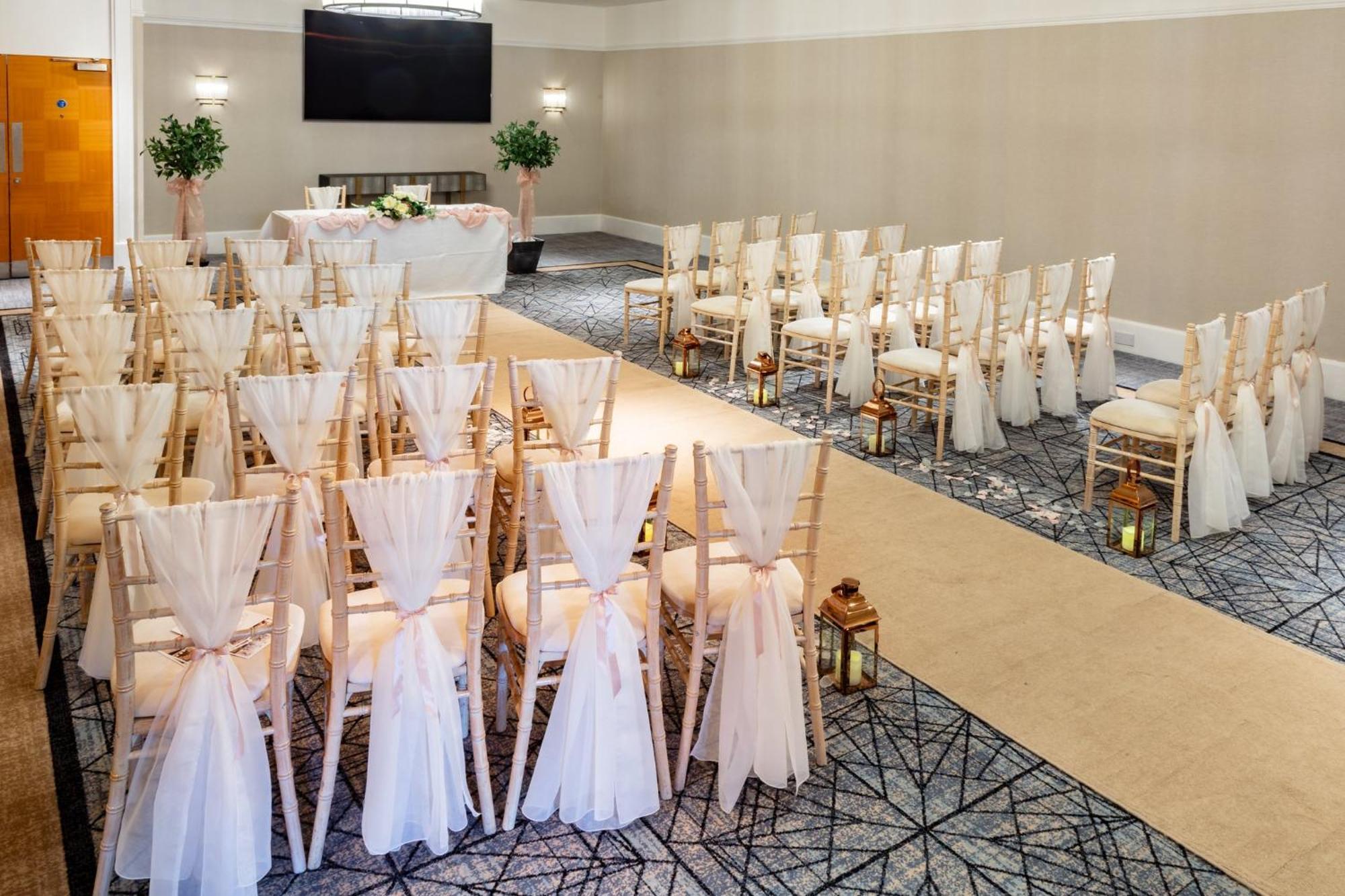 Holiday Inn Newcastle Gosforth Park By Ihg Seaton Burn Екстериор снимка