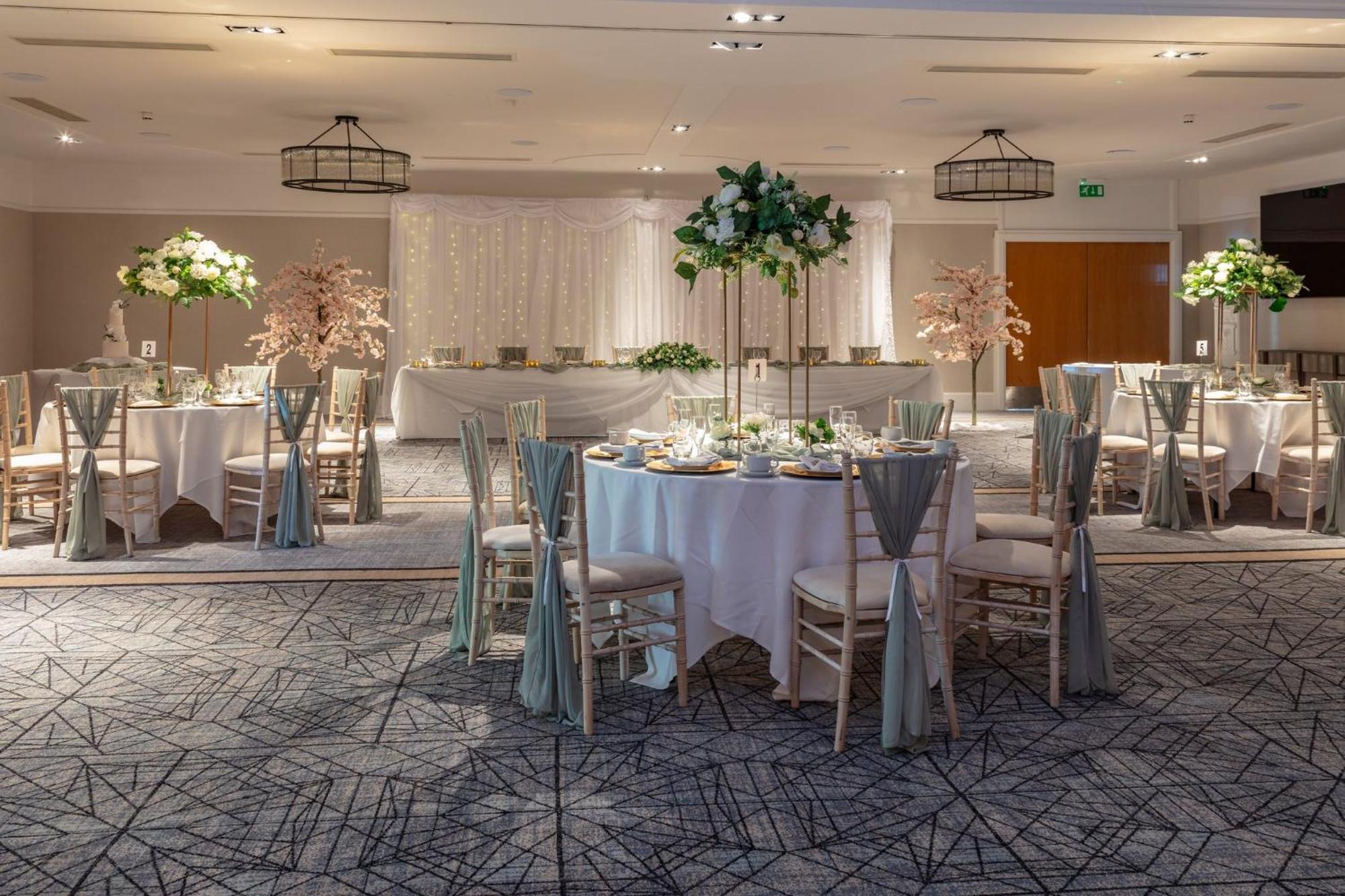 Holiday Inn Newcastle Gosforth Park By Ihg Seaton Burn Екстериор снимка